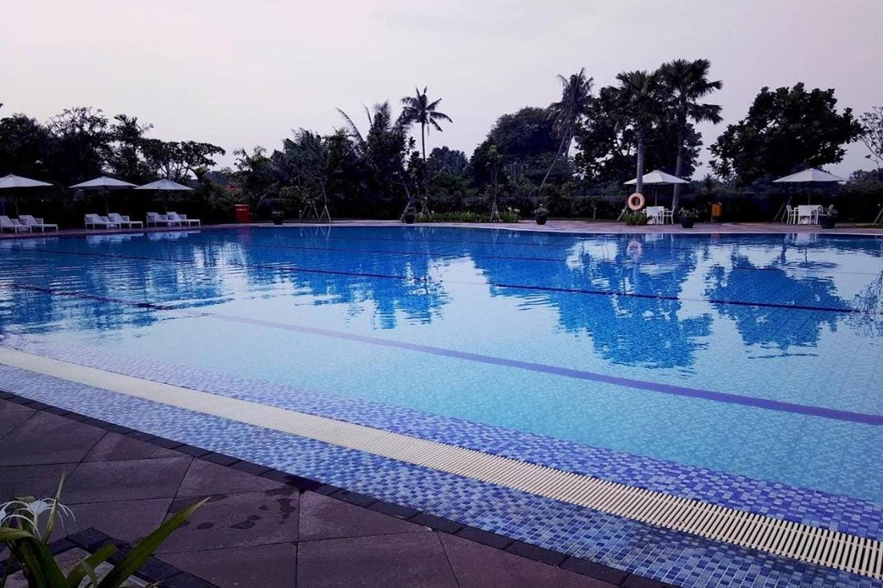 Barata Hotel Near Bandara Soekarno Hatta Tangerang Exterior photo