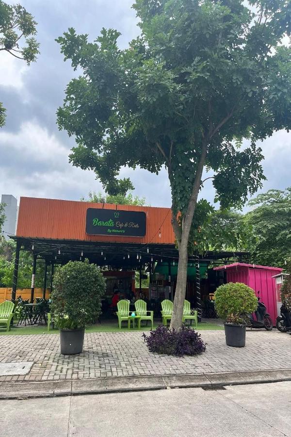 Barata Hotel Near Bandara Soekarno Hatta Tangerang Exterior photo